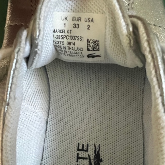 Girls Lacoste leather sneakers size 2 - Picture 4 of 4